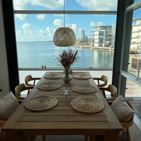 Appartement Penthouselejlighed Med Fuld Havudsigt Nyborg